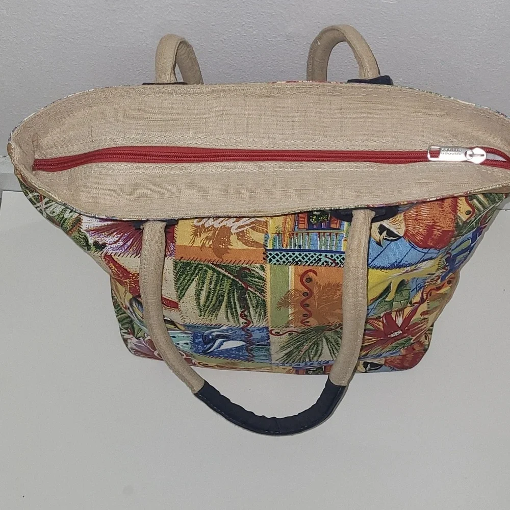 Vintage parrots palm